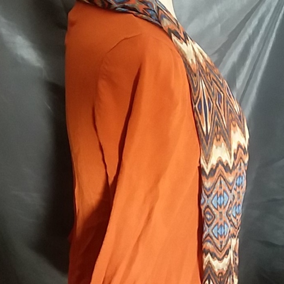 Sweater - Picture 4 of 5